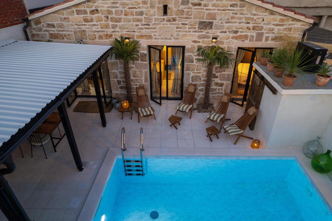 Blacksmith'S House - Rental House With Heated Pool Поседарье Екстериор снимка
